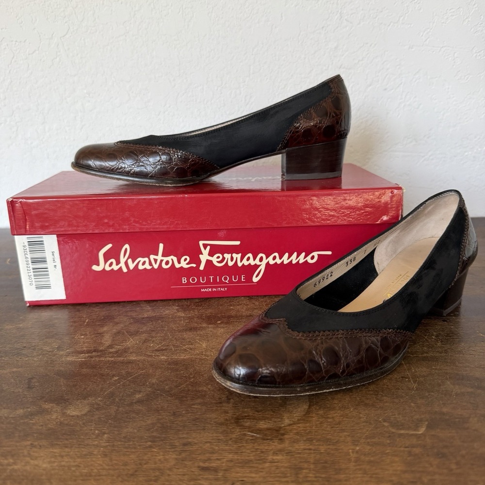 Vintage Salvatore Ferragamo Lipari Suede & Croc Pumps Black/Brown 7 AA With Box